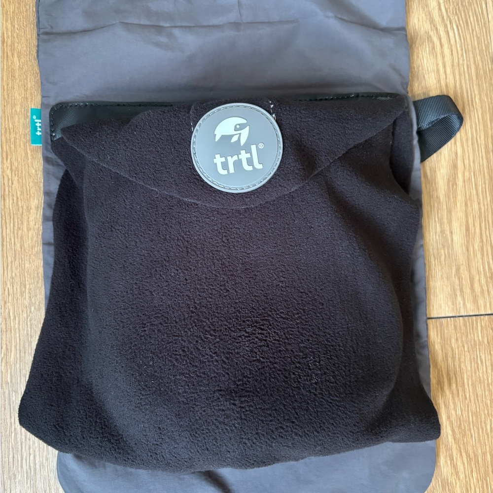 Trtl Black Travel Pillow